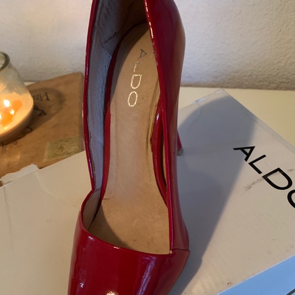 Red Heels - Picture 2 of 3